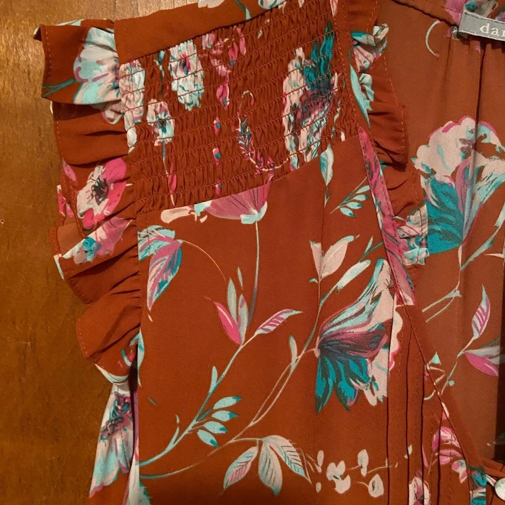 Plus Size Floral Chiffon Blouse - Picture 2 of 8